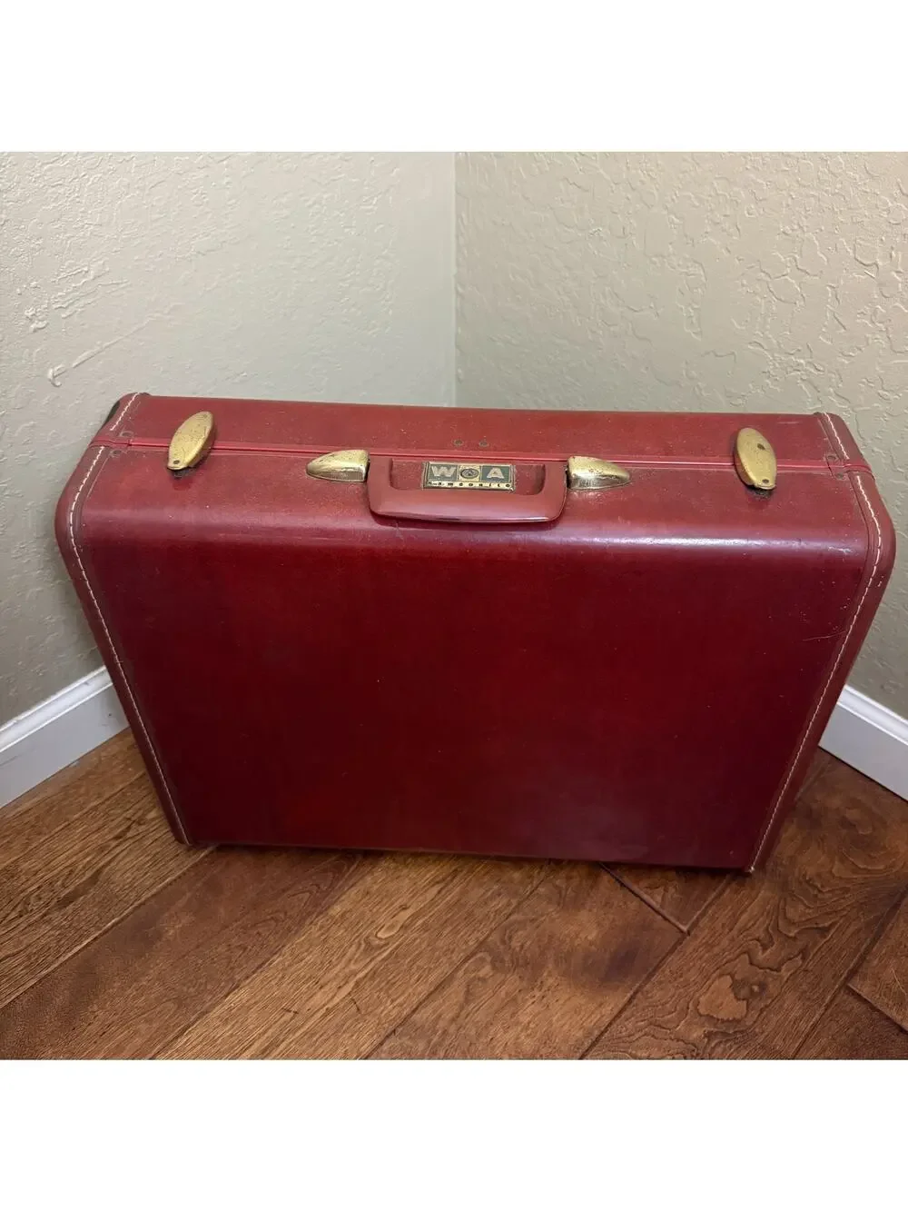 Vintage Samsonite Streamlite Red Hardshell Suitcase 21
